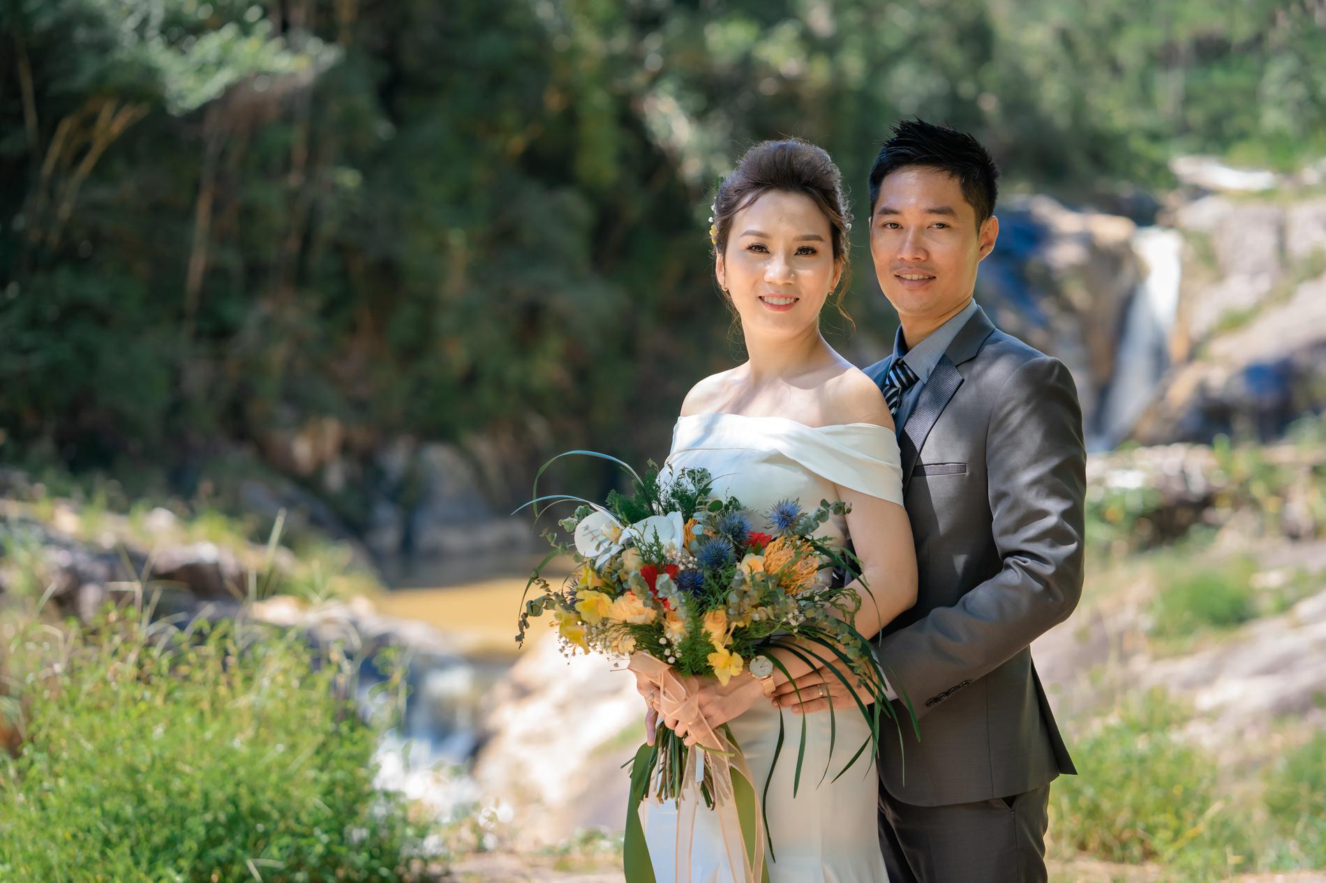 Bộ áo cưới cô dâu nào đẹp nhất 2020 - Chất liệu có làm nên vẻ đẹp của chiếc váy cưới?